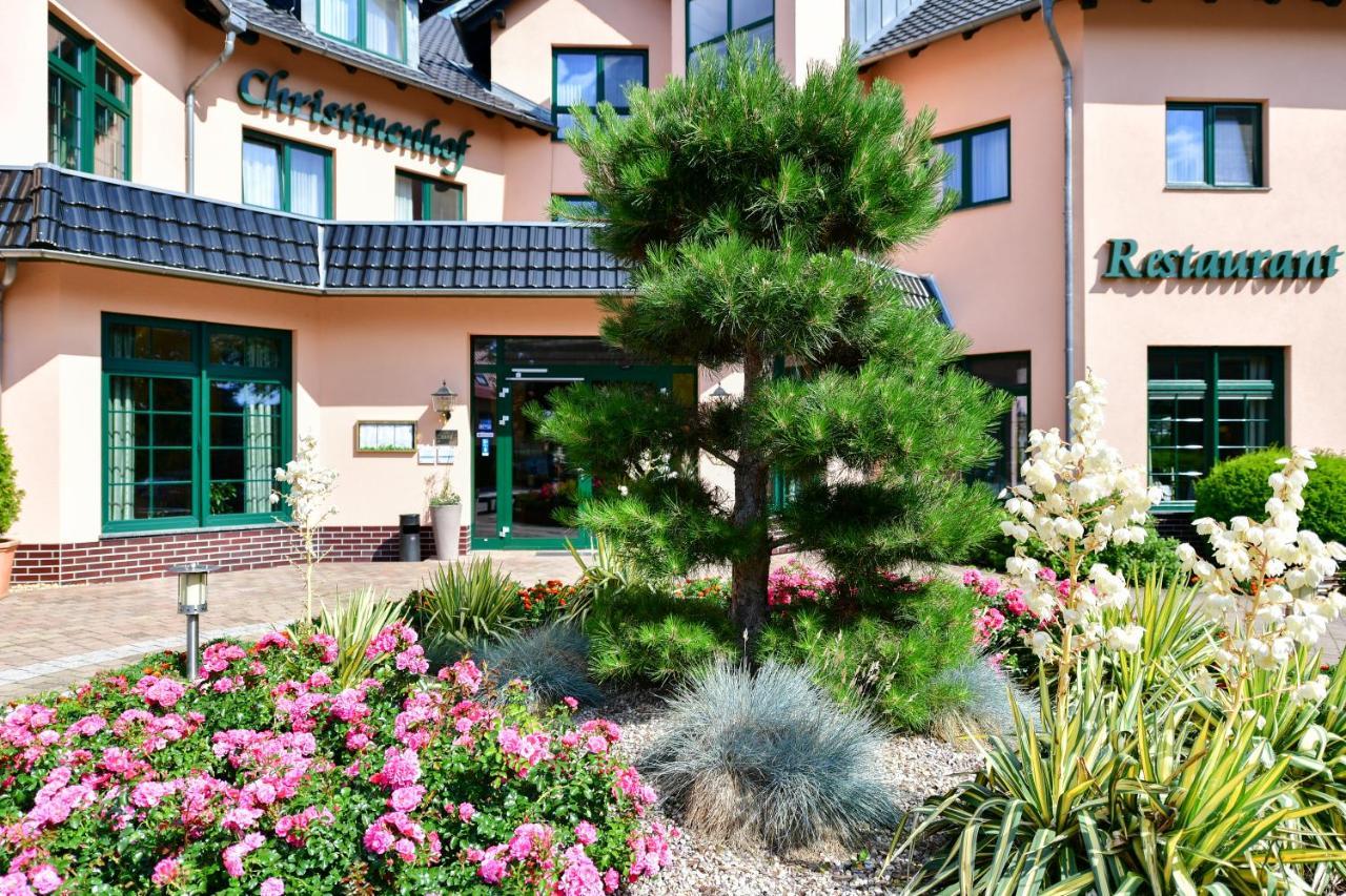 Christinenhof & Spa - Wellnesshotel Am Rande Des Spreewalds Tauer Bagian luar foto